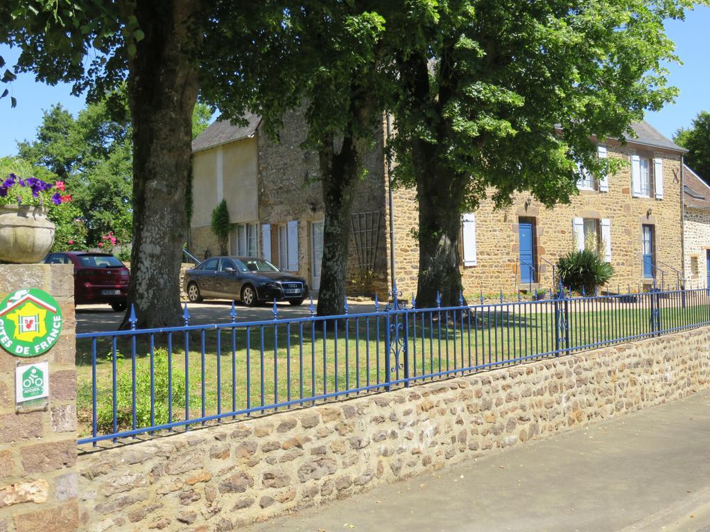 莱斯夸特赛斯昂斯酒店 Moitron-sur-Sarthe 外观 照片